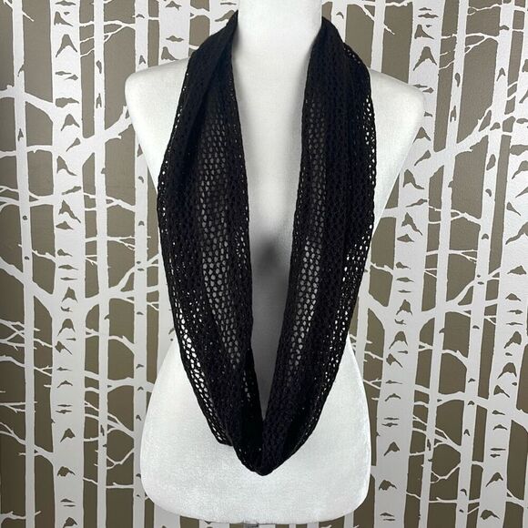 NWT Chocolate Brown Open Weave Infinity Scarf - Picture 1 of 5